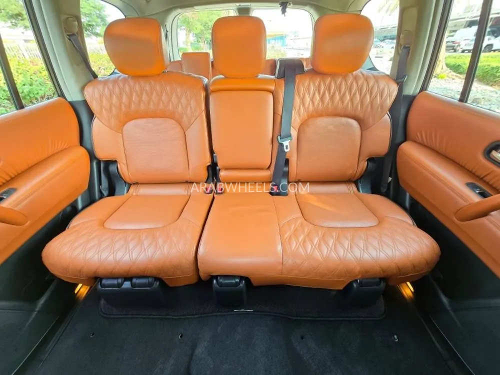 Nissan Patrol 2020 for Sale in Dubai Image-10