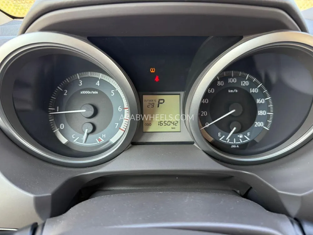 Toyota Land Cruiser Prado 2017 for Sale in Dubai Image-6