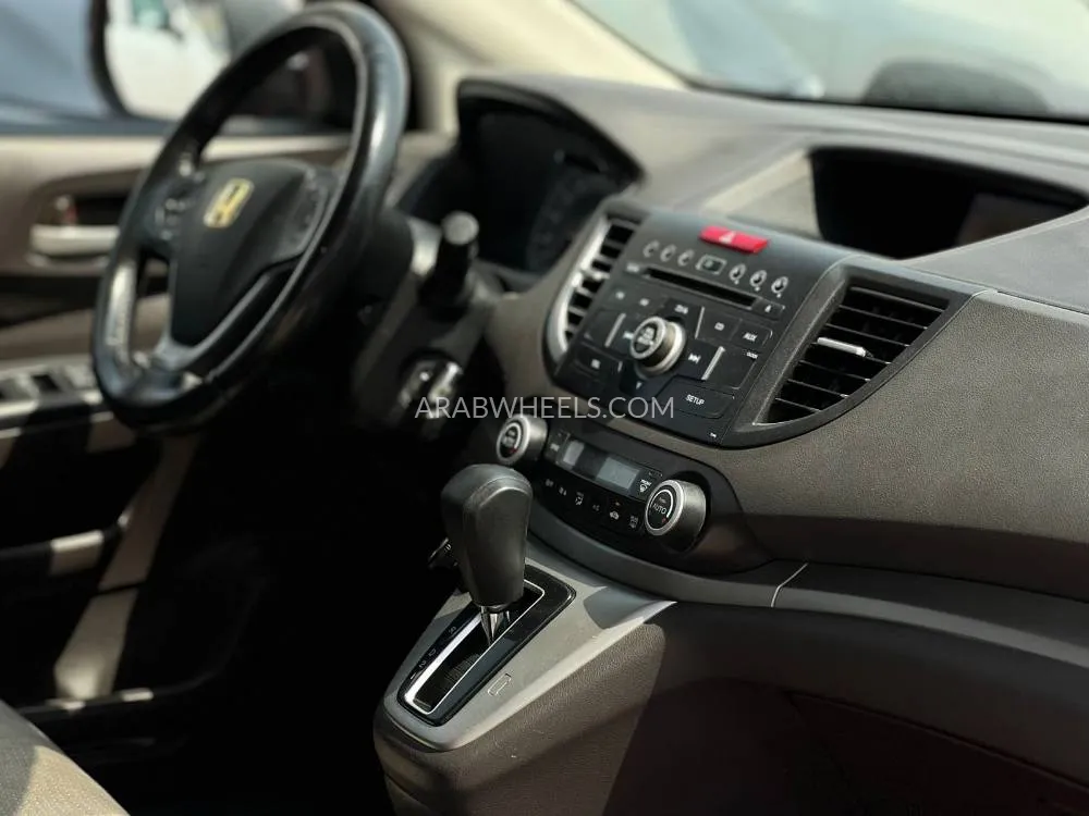 Honda CR-V 2013 for Sale in Sharjah Image-18