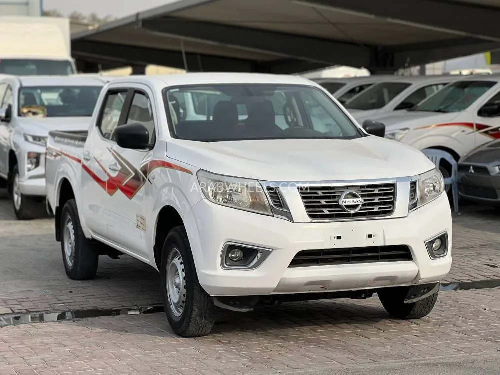 Nissan Navara 2020 for Sale in Sharjah Image-18