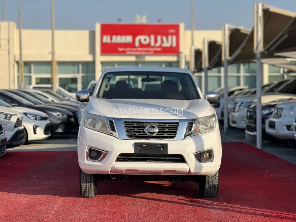 نيسان  نافارا 2020 for Sale in الشارقة Image-3