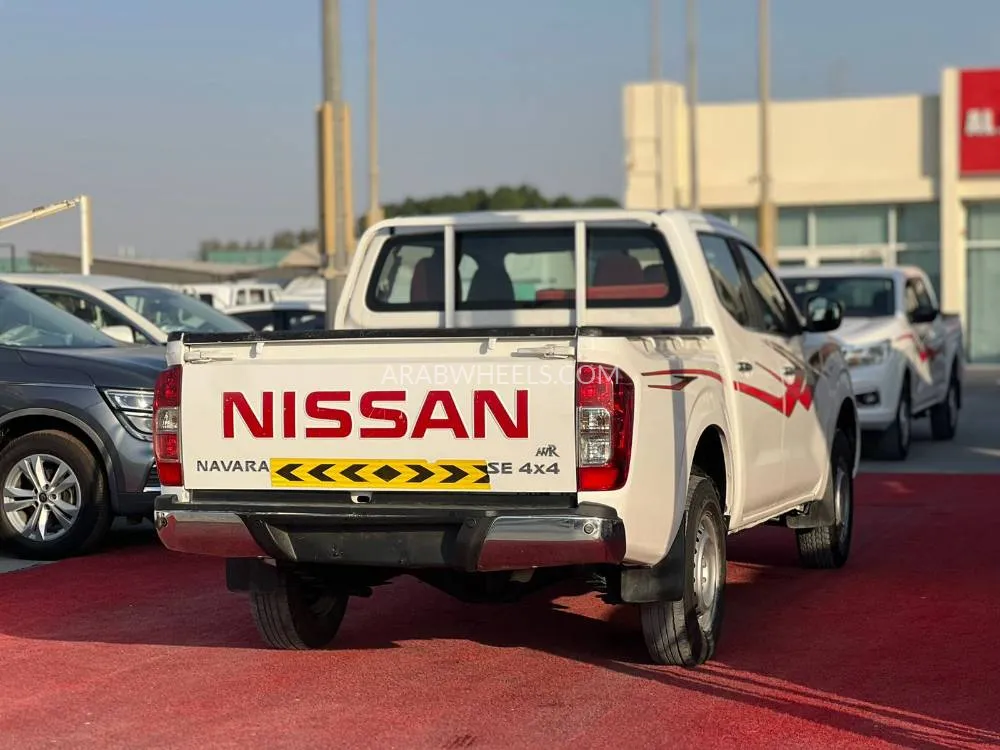 نيسان  نافارا 2020 for Sale in الشارقة Image-7