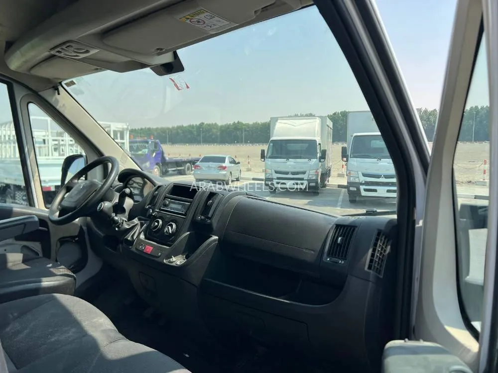 Peugeot Boxer 2023 for Sale in Sharjah Image-12