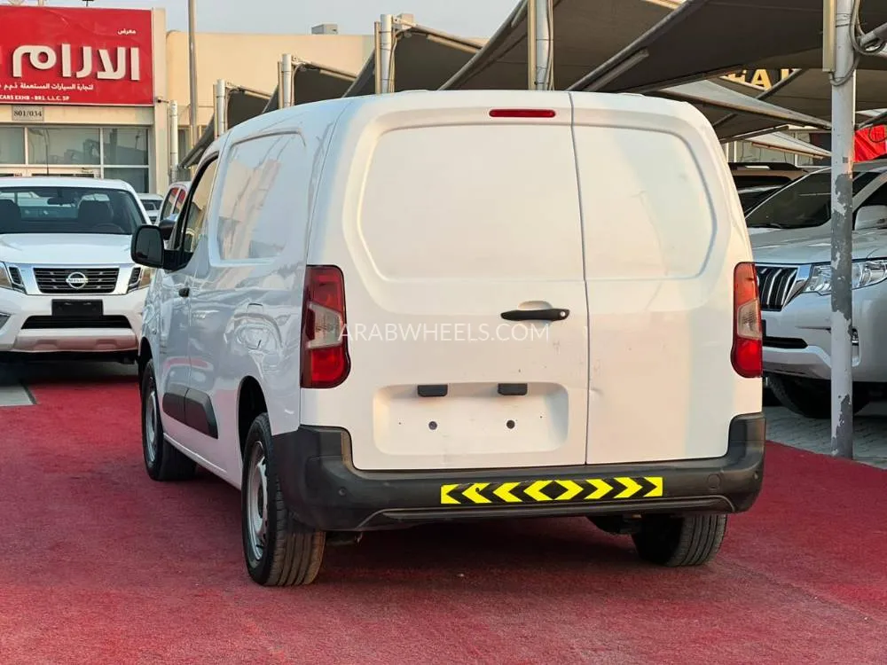 بيجو بارتنر 2022 for Sale in الشارقة Image-5