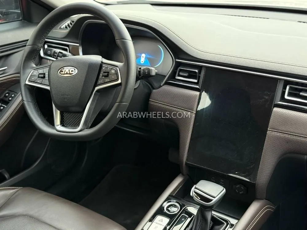 JAC J7 2023 for Sale in Sharjah Image-17