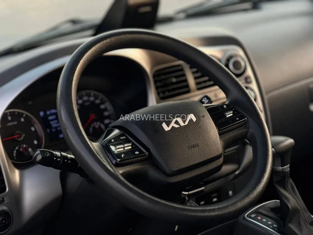 Kia Bongo 2022 for Sale in Sharjah Image-15