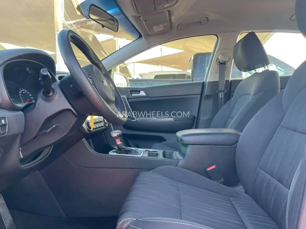 Kia Sportage 2019 for Sale in Sharjah Image-15