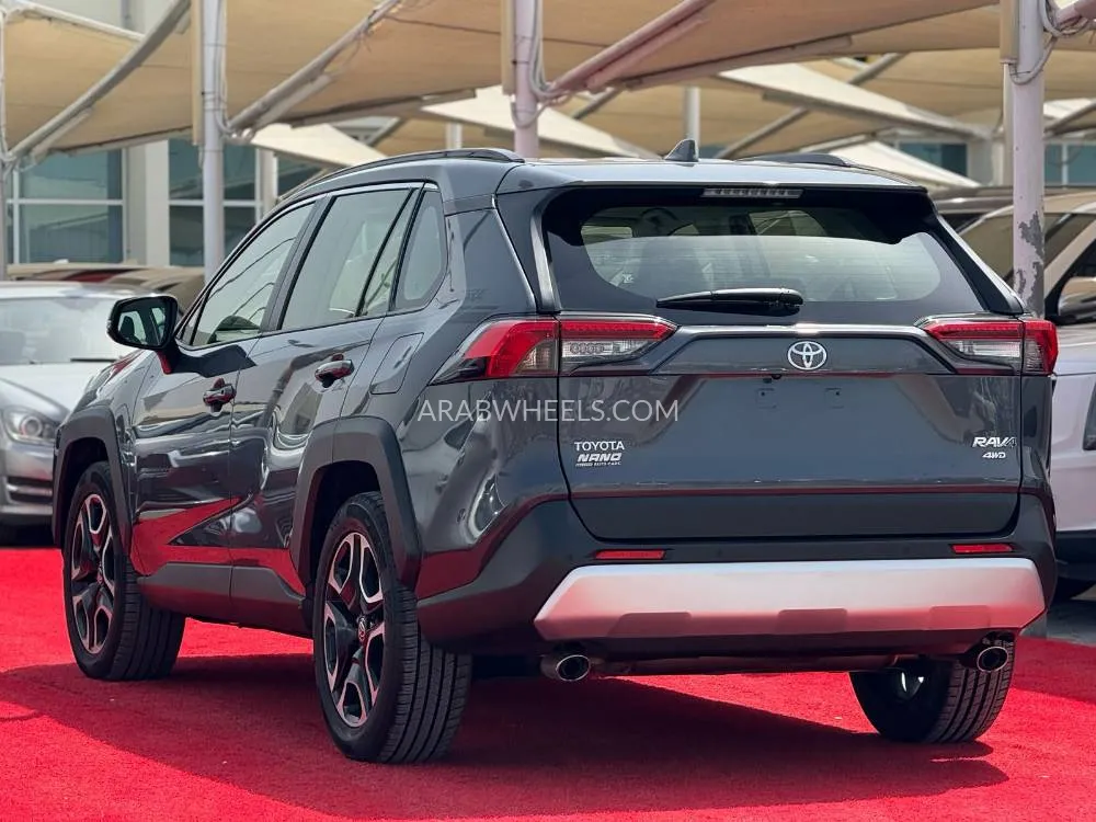 Toyota Rav4 2021 for Sale in Sharjah Image-5