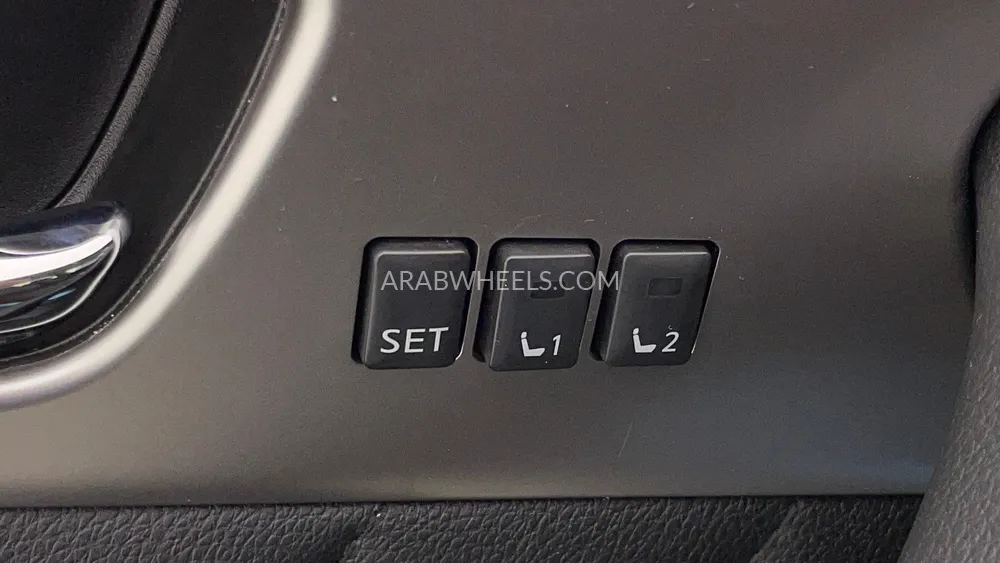 Infiniti QX70 2020 for Sale in Dubai Image-45