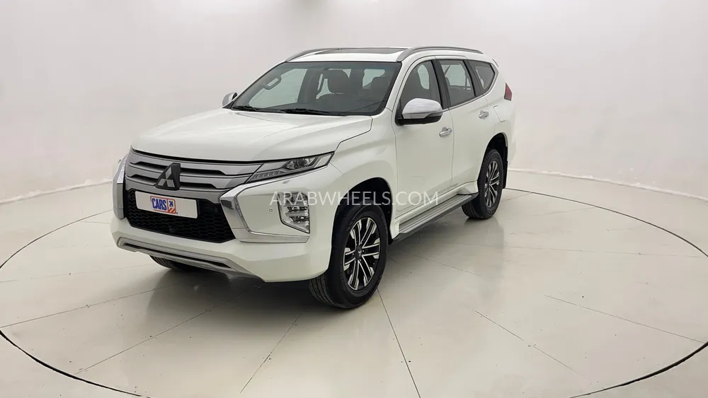 Mitsubishi Montero Sport 2022 for Sale in Dubai Image-7