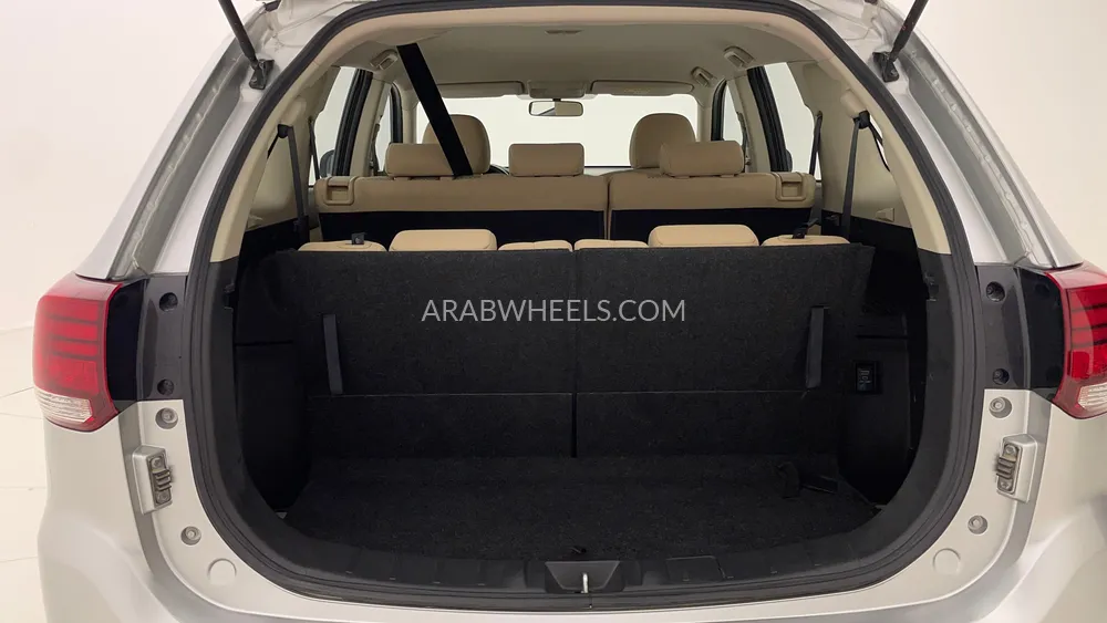 Mitsubishi Outlander 2022 for Sale in Dubai Image-26