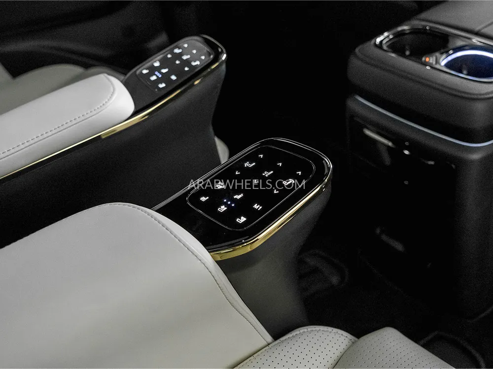 GAC M8 2025 for Sale in Dubai Image-16