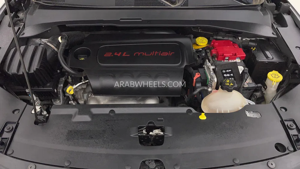 جيب كومباس 2020 for Sale in دبي Image-9