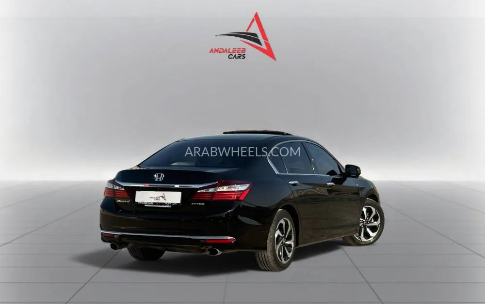 Honda Accord 2017 for Sale in Dubai Image-6