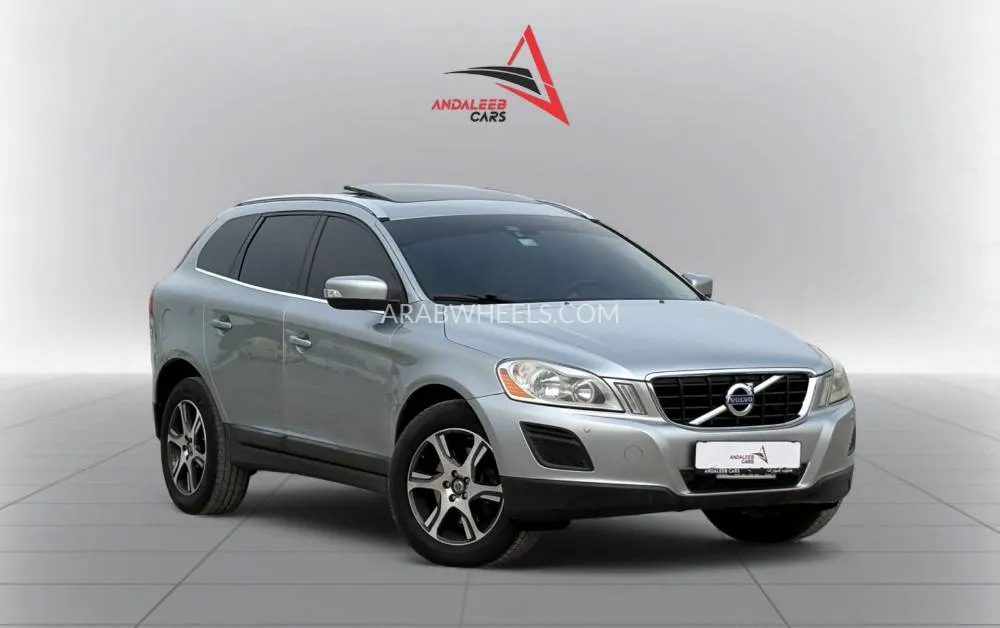 Volvo XC60 2013 for Sale in Dubai Image-4