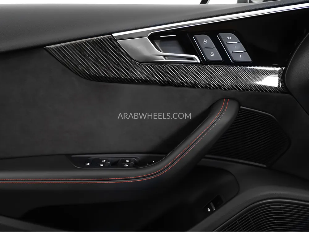 Audi RS4 2021 for Sale in Dubai Image-11