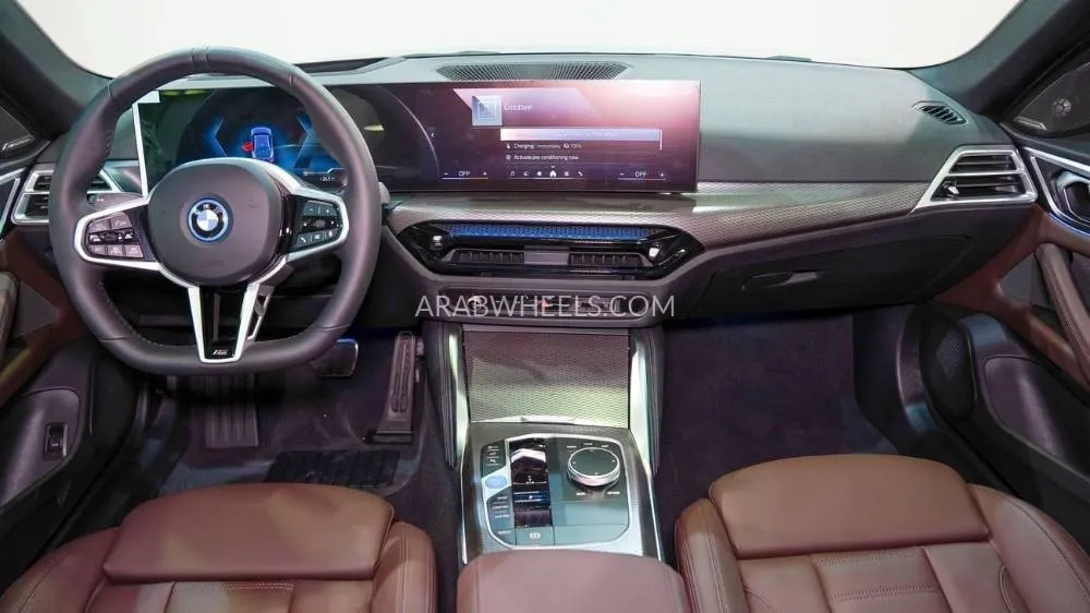 بي إم دبليو آي 4 2025 for Sale in أبو ظبي Image-8