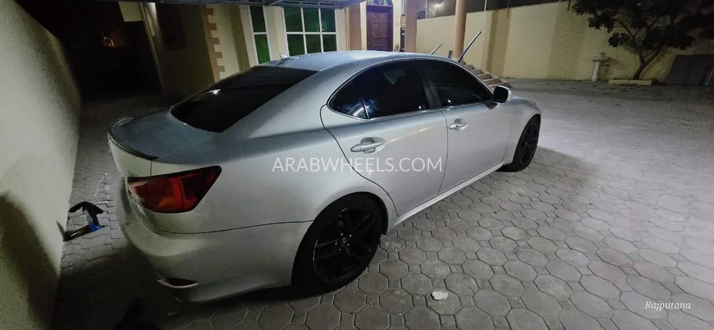 Lexus IS 2007 for Sale in Ajman Image-18
