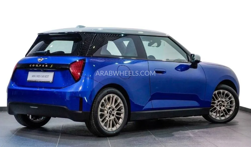 Mini SE EV 2025 for Sale in Abu Dhabi Image-10