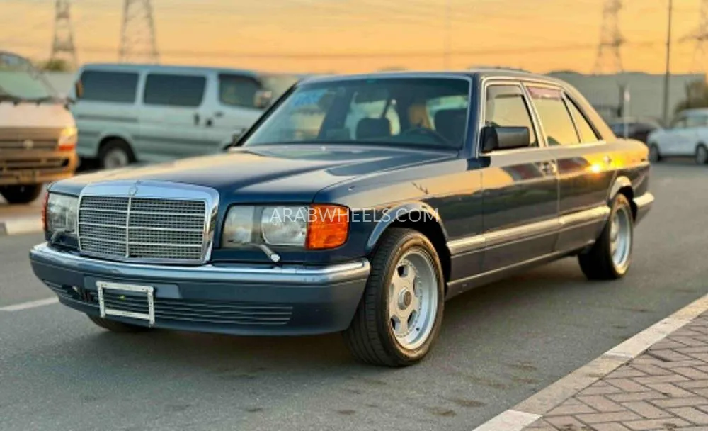 Mercedes Benz 560 1989 for Sale in Dubai Image-5