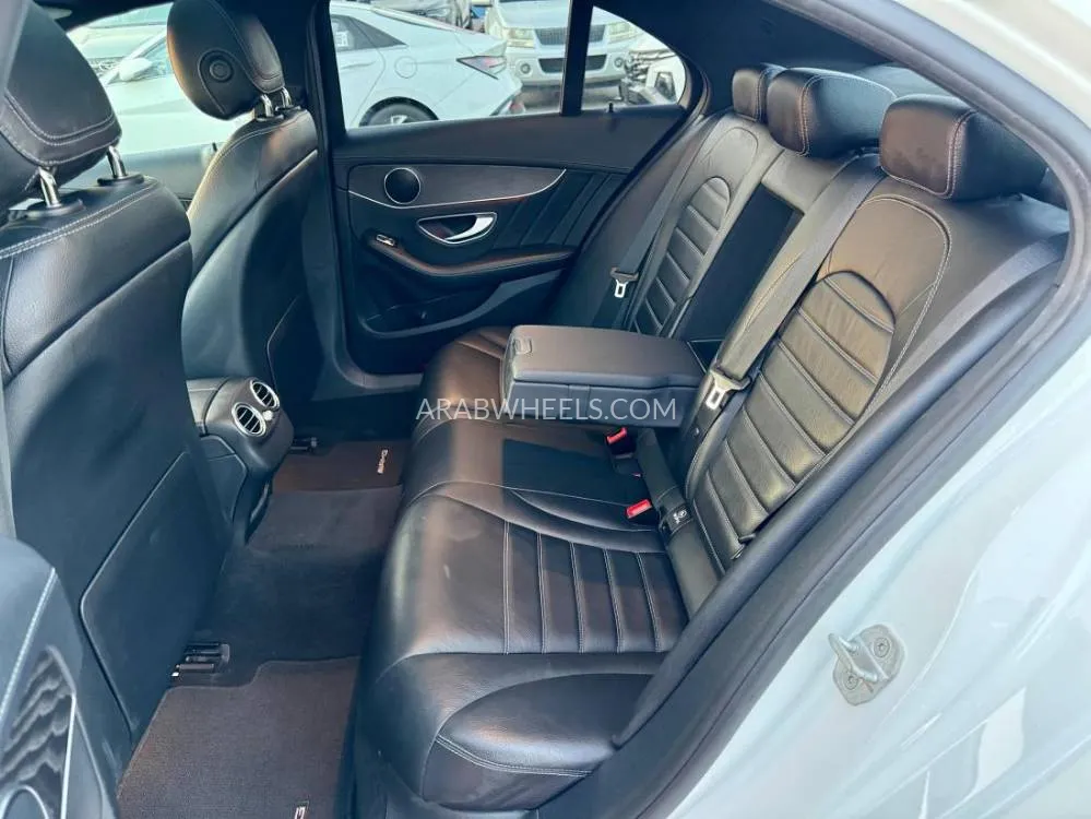 مرسيدس بنز كلاس C 2016 for Sale in دبي Image-10
