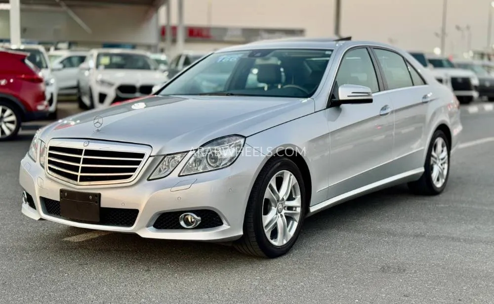 Mercedes Benz E Class 2009 for Sale in Dubai Image-4