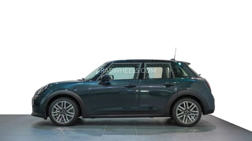 Mini Cooper 2025 for Sale in Abu Dhabi Image-3