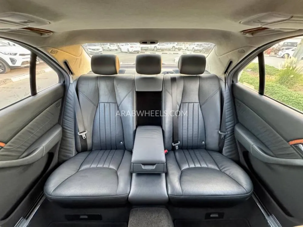 Mercedes Benz CLS Class 2003 for Sale in Dubai Image-12