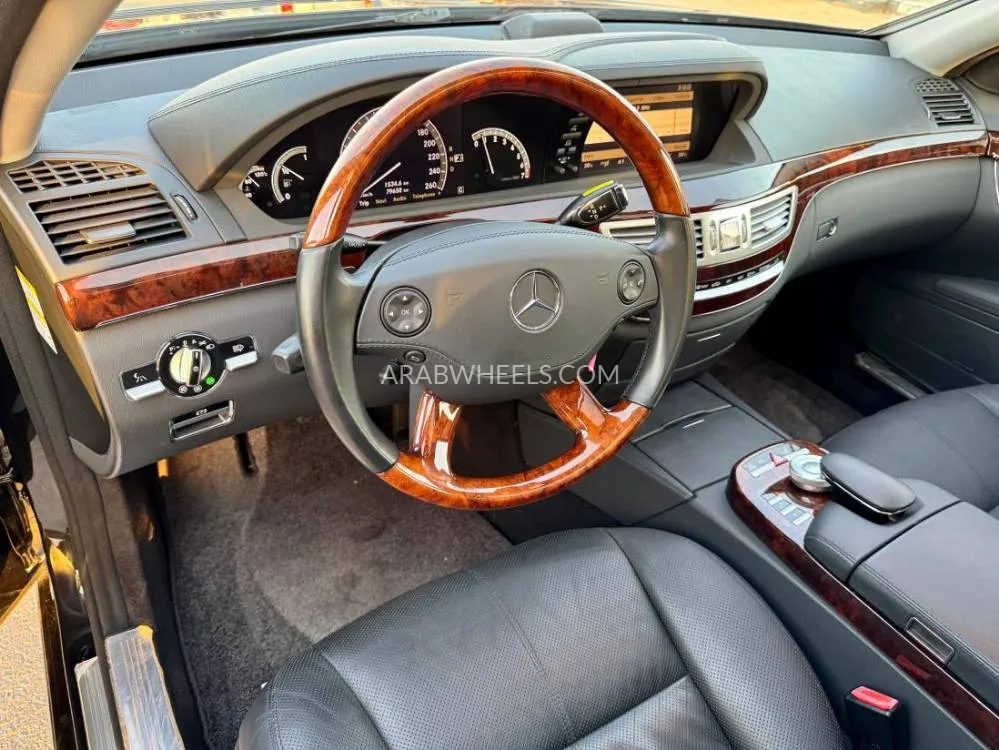 Mercedes Benz CLS Class 2007 for Sale in Dubai Image-8
