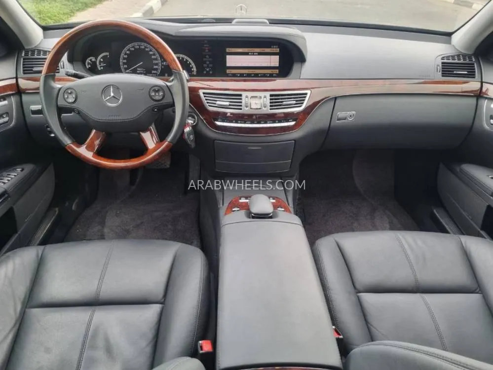 Mercedes Benz CLS Class 2007 for Sale in Dubai Image-8