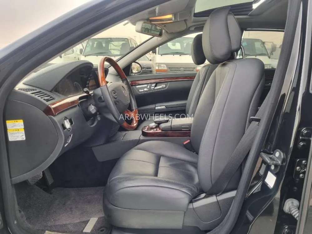 Mercedes Benz CLS Class 2007 for Sale in Dubai Image-9