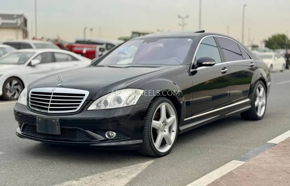 Mercedes Benz CLS Class 2007 for Sale in Dubai Image-4