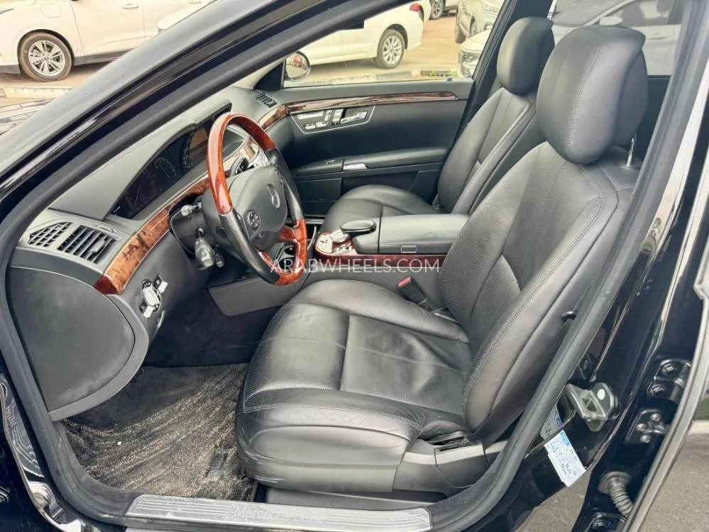 Mercedes Benz CLS Class 2007 for Sale in Dubai Image-9