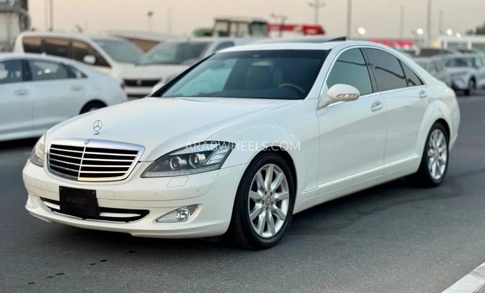 Mercedes Benz CLS Class 2006 for Sale in Dubai Image-4