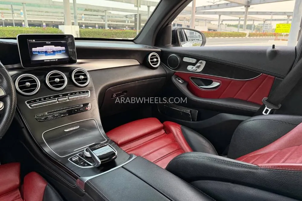 Mercedes Benz GLC Class 2017 for Sale in Dubai Image-7