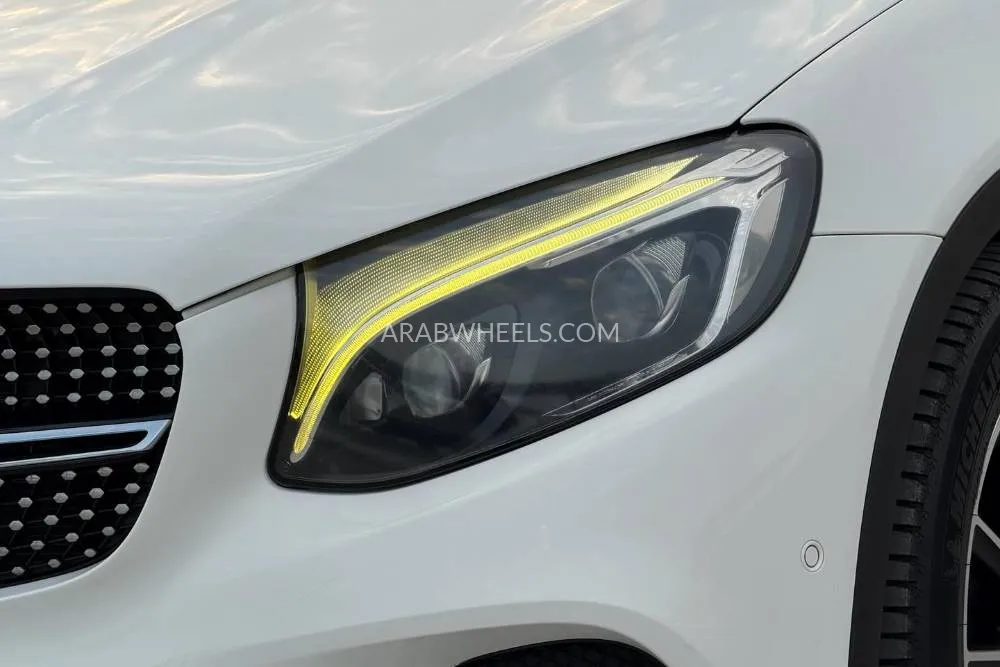 Mercedes Benz GLC Class 2017 for Sale in Dubai Image-10