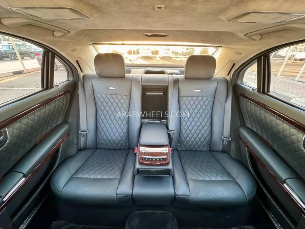 Mercedes Benz CLS Class 2010 for Sale in Dubai Image-14