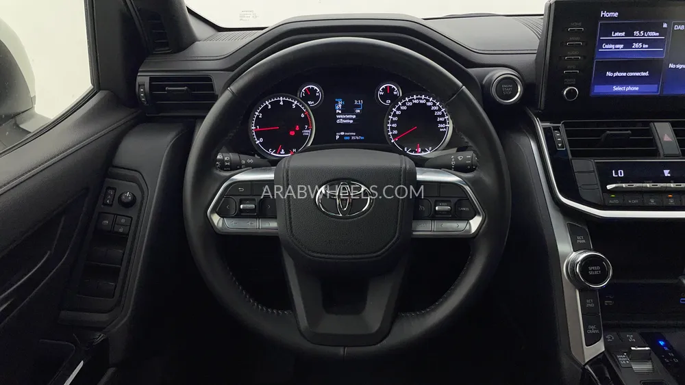 تويوتا لاند كروزر 2024 for Sale in دبي Image-17