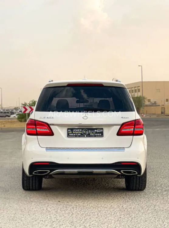 مرسيدس بنز GLS 2019 for Sale in العين Image-8