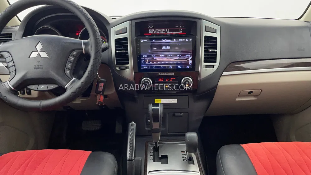 Mitsubishi Pajero 2020 for Sale in Dubai Image-14