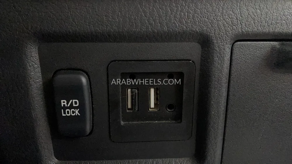 Mitsubishi Pajero 2020 for Sale in Dubai Image-46