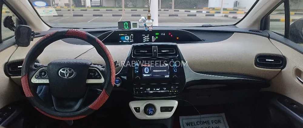 Toyota Prius 2016 for Sale in Sharjah Image-5