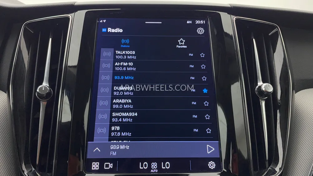 Volvo XC60 2023 for Sale in Dubai Image-35