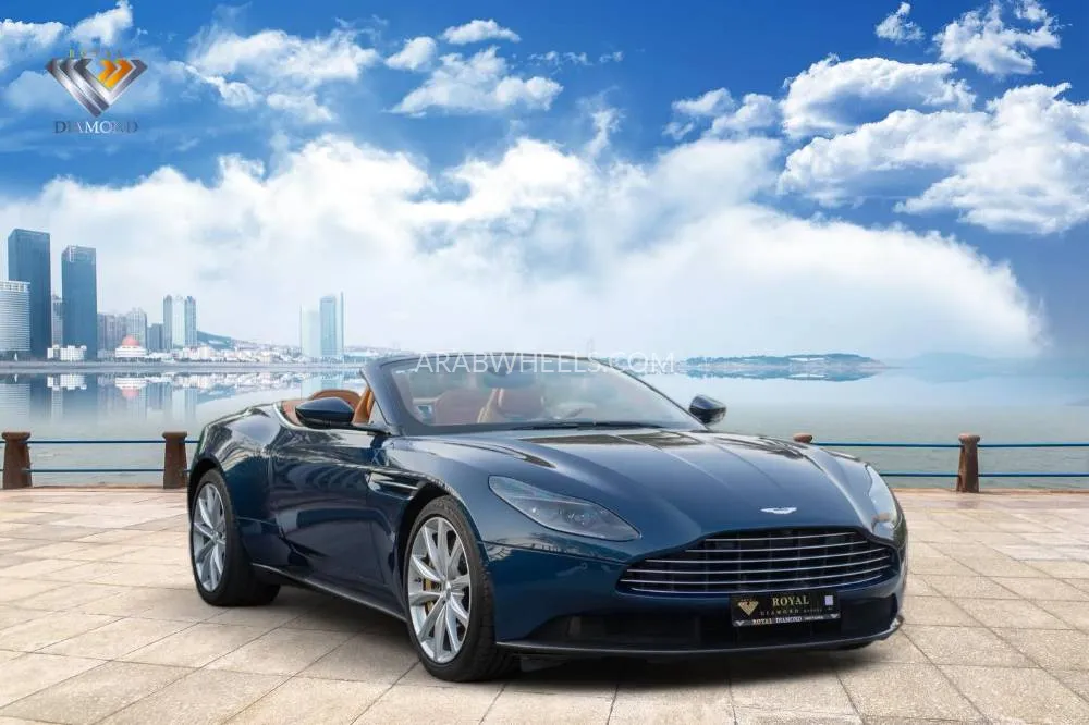 Aston Martin DB11 2022 for Sale in Dubai Image-3