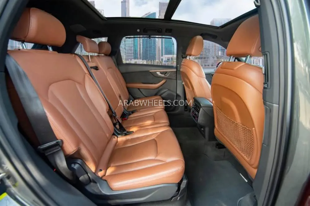 أودي Q7 2021 for Sale in دبي Image-13