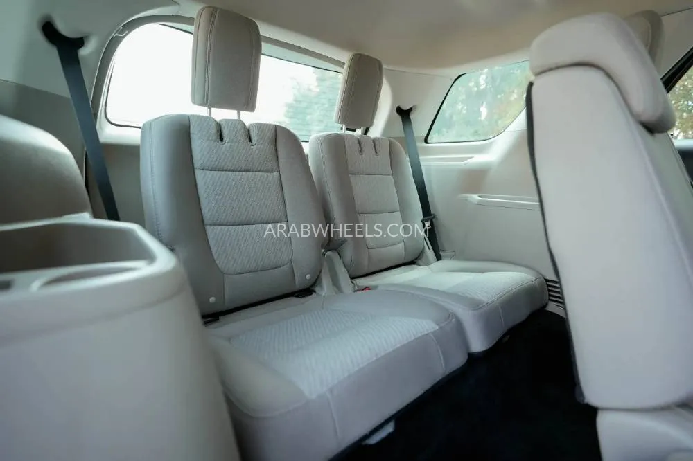 Ford Explorer 2020 for Sale in Sharjah Image-14