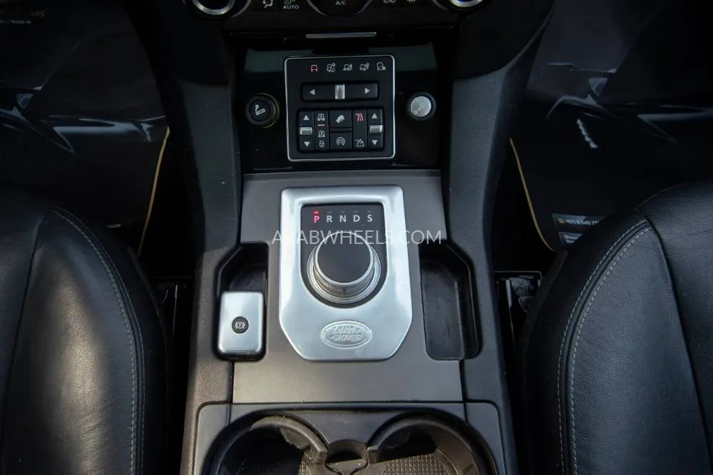 Land Rover Range Rover 2020 for Sale in Sharjah Image-18