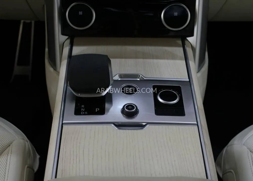 لاند روفر رينج روفر 2023 for Sale in دبي Image-12