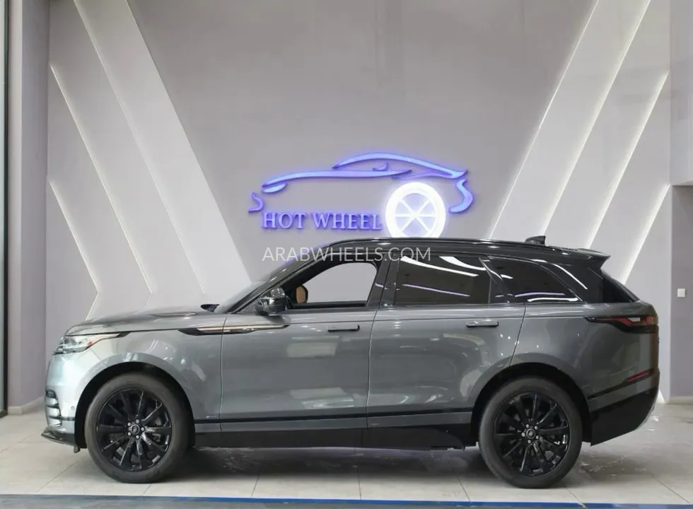 Land Rover Range Rover Velar 2018 for Sale in Dubai Image-3
