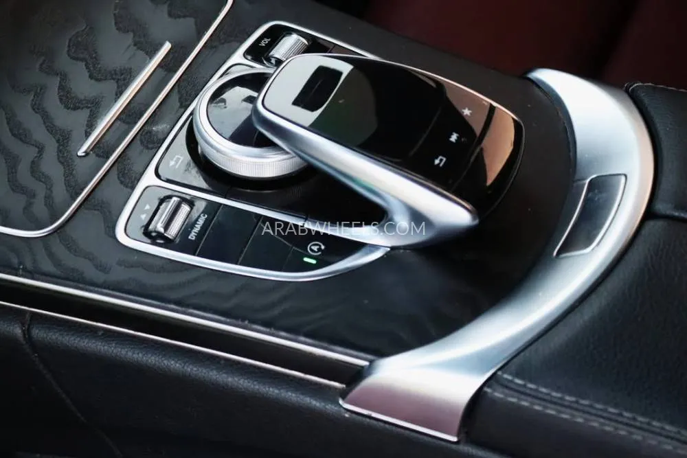 Mercedes Benz C Class 2018 for Sale in Sharjah Image-8